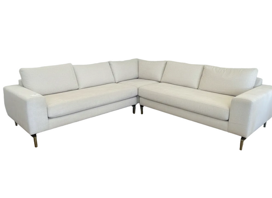 Kelly Sectional