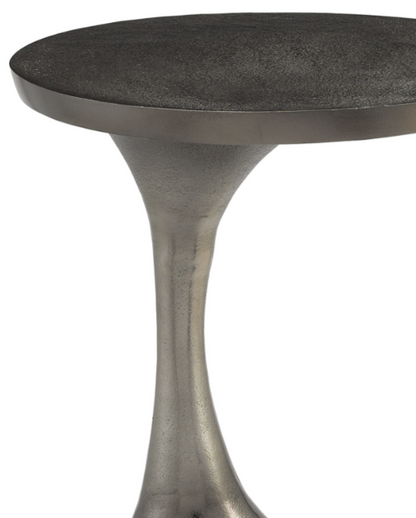 Silas Table